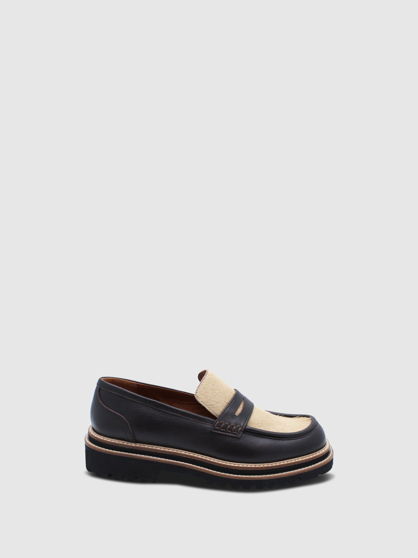 JJ Heitor Loafers Clássicos em Castanho