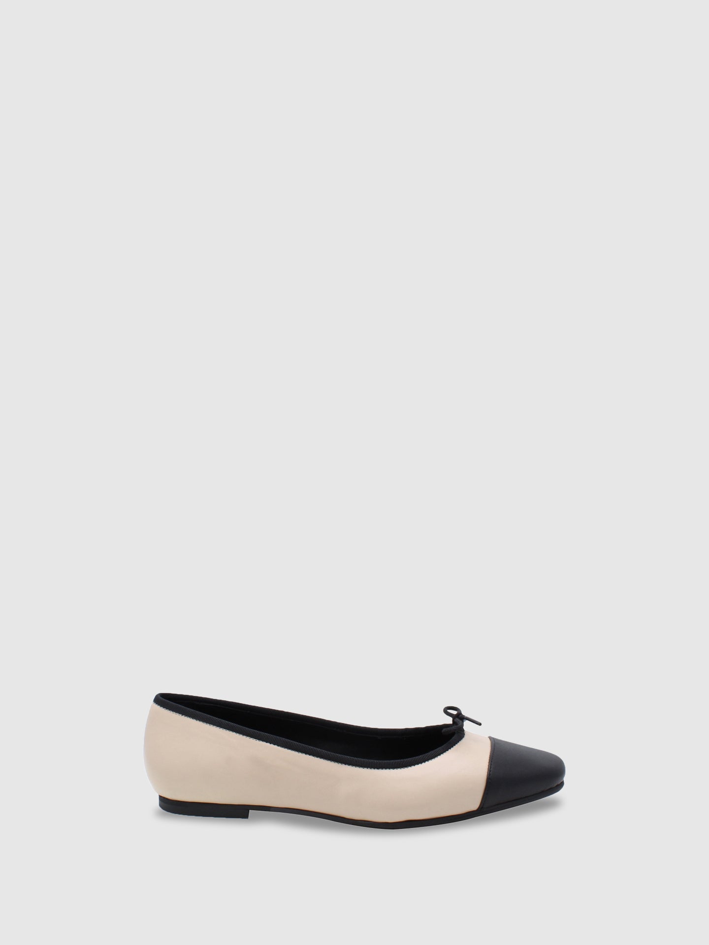 JJ Heitor Beige/Black Bow Ballerinas