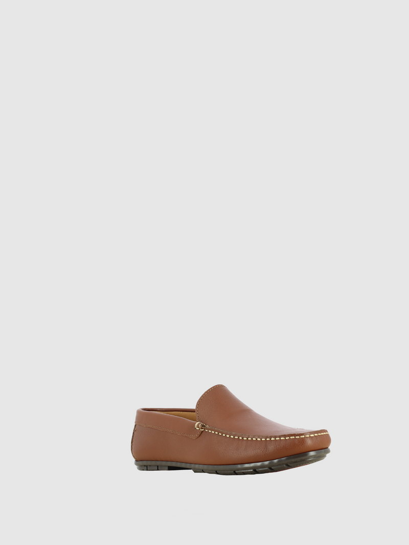 Foreva Sapatos com Ponta Redonda em Cognac