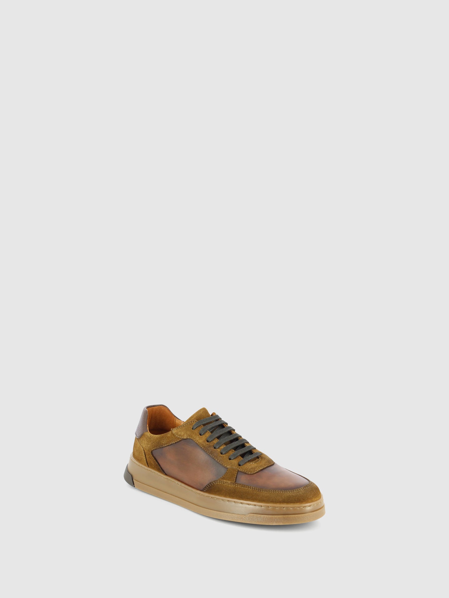 Foreva Sapatos com Atacadores em Camel