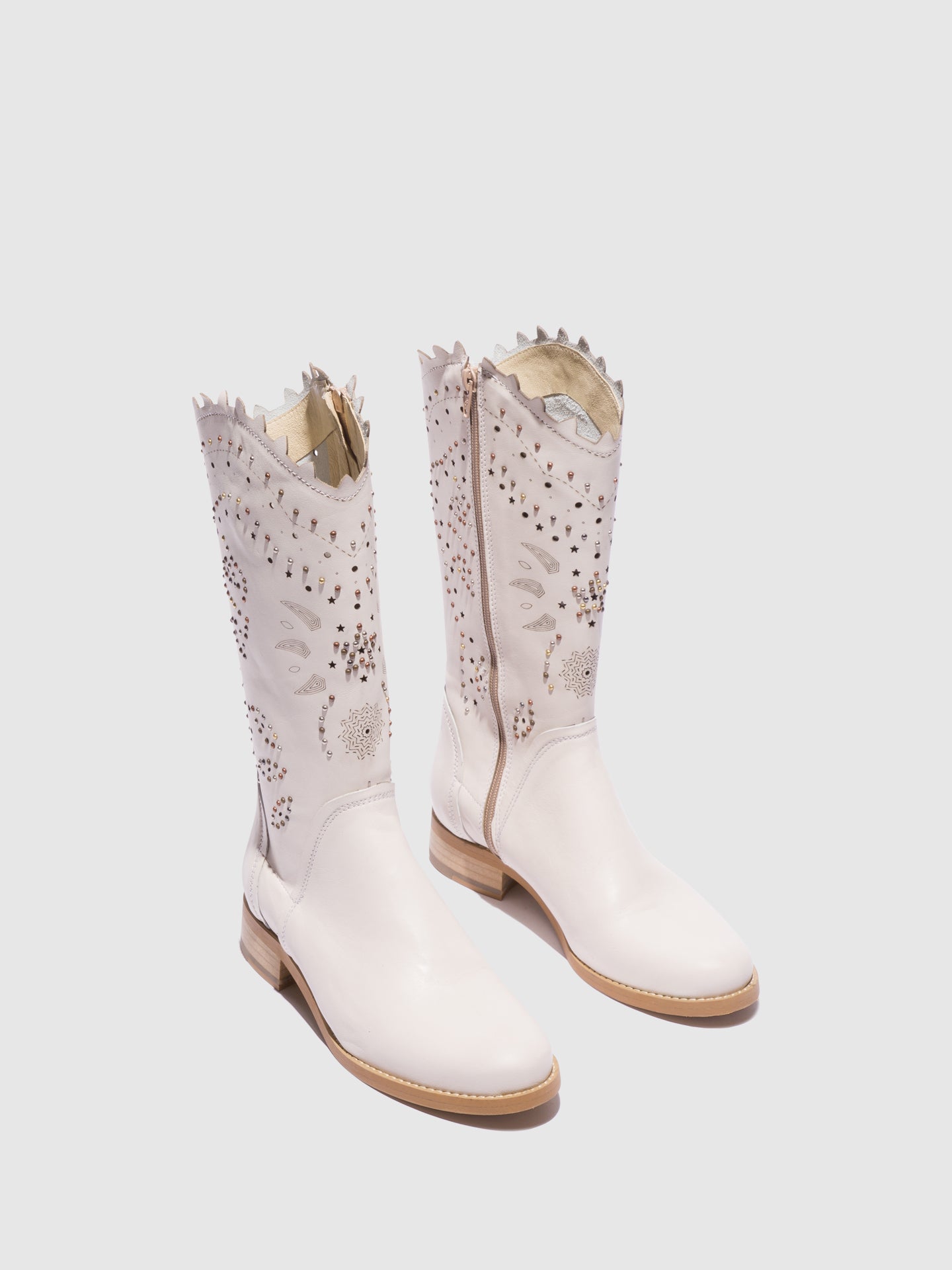 Foreva Botas com Ponta Redonda em Branco Cru