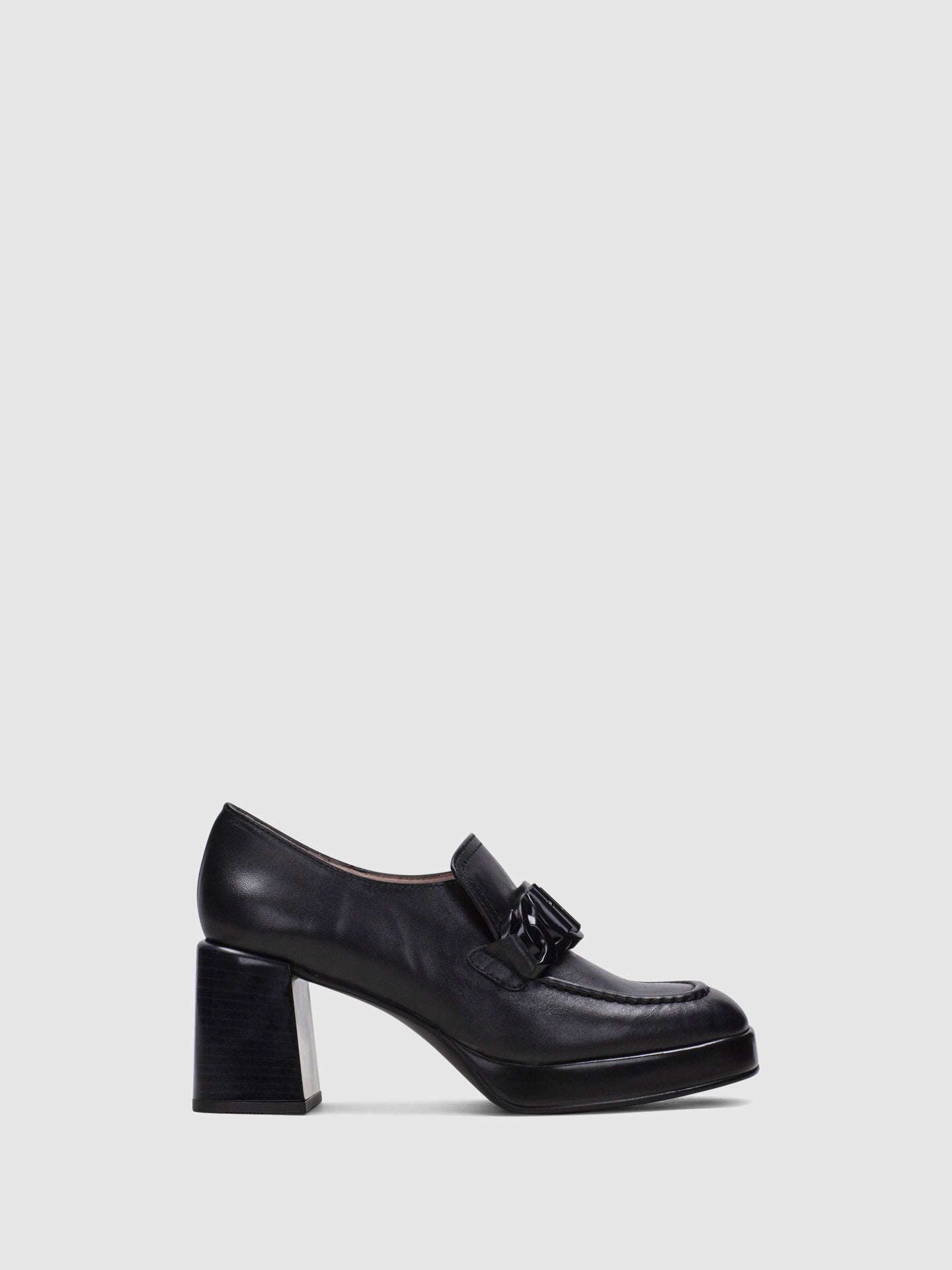 Hispanitas Sapatos com Apliques em Preto