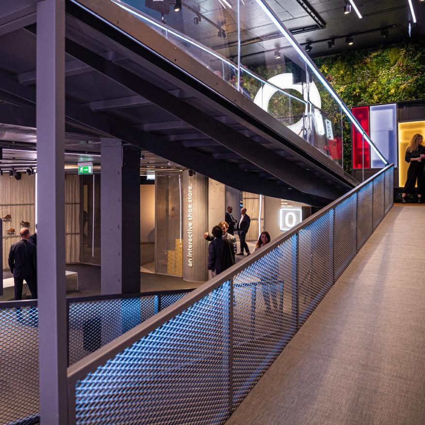  Overcube Flagship Store
