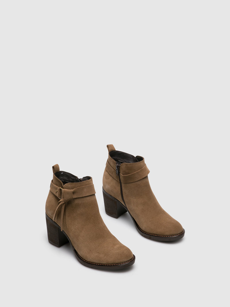 Foreva Wheat Zip up Ankle Boots
