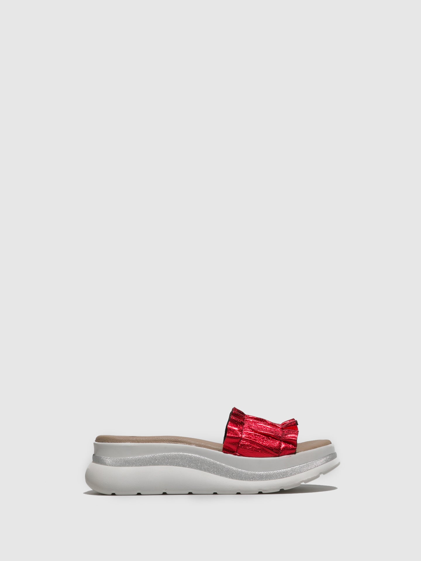 Fungi Mules Abertas em Vermelho