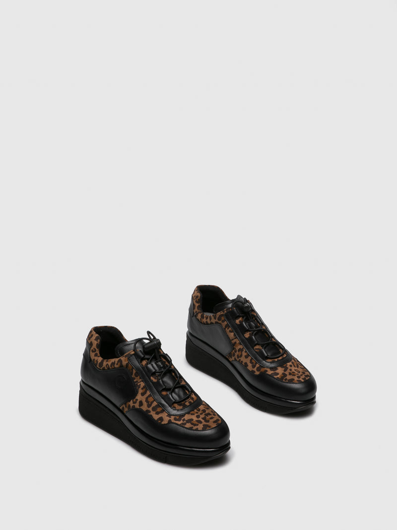 Saydo Sapatos com Cunha em Castanho Preto