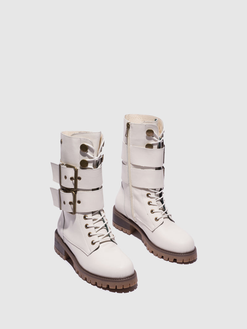 Top3 Botas com Fivela em Bege